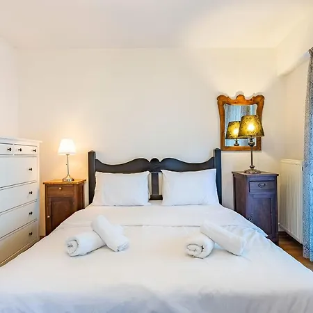 Lovely Near Trendy Attractions In The Center Of Kadikoy